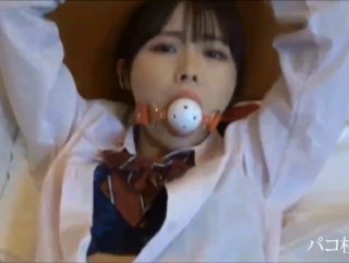 富家公子與騷浪女友的性愛自拍流出